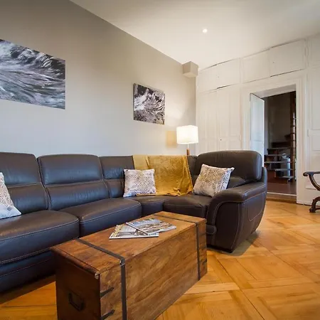 Hotel De La Couronne Riquewihr