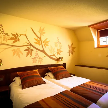 Hotel De La Couronne 3*