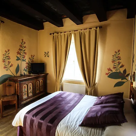 Hotel De La Couronne