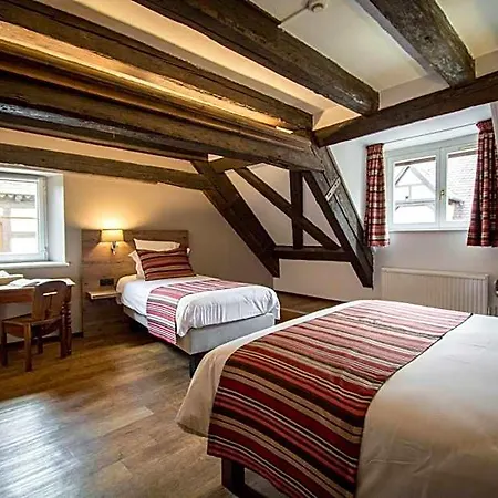 Hotel De La Couronne 3*
