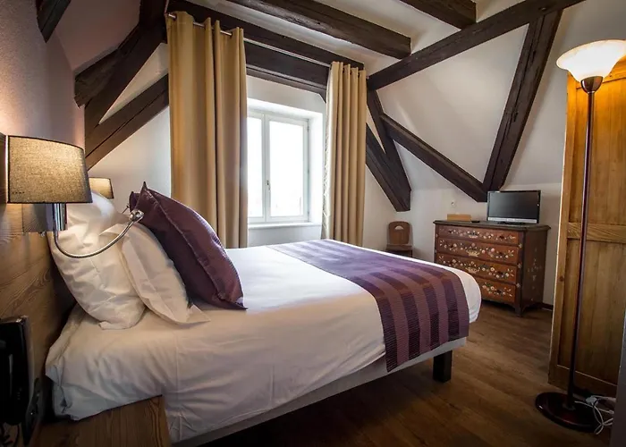 ドゥ ラ クロンヌ ホテル