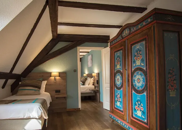 ドゥ ラ クロンヌ 3* リクヴィール