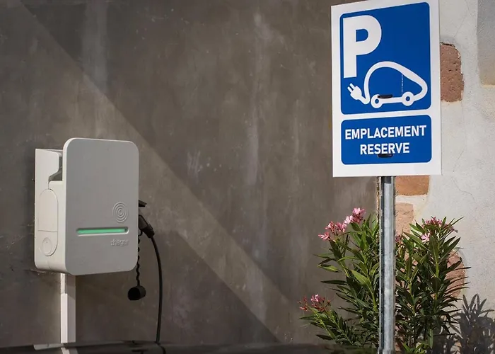 ホテル ドゥ ラ クロンヌ