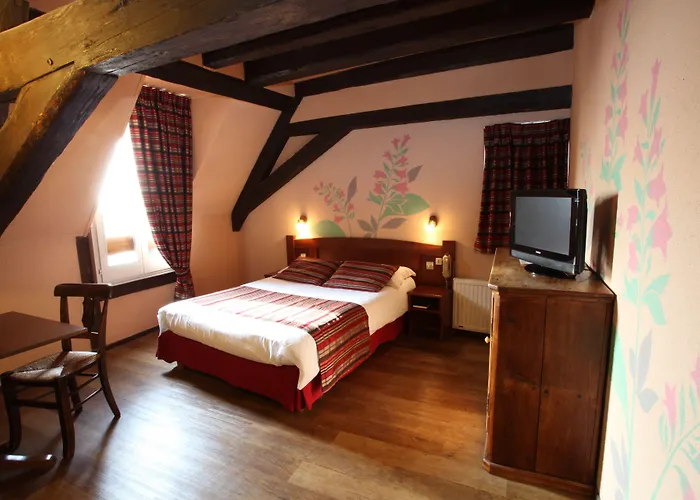 ホテル ドゥ ラ クロンヌ 3*