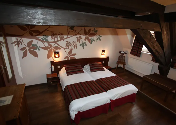 ホテル ドゥ ラ クロンヌ 3*