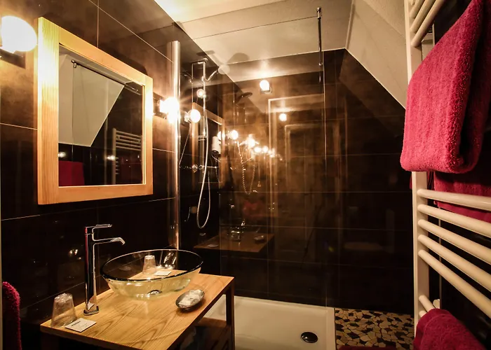 ドゥ ラ クロンヌ ホテル