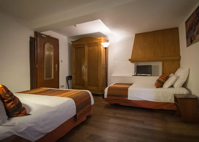 ホテル ドゥ ラ クロンヌ