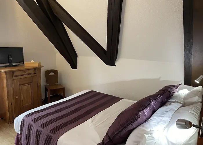 ドゥ ラ クロンヌ リクヴィール