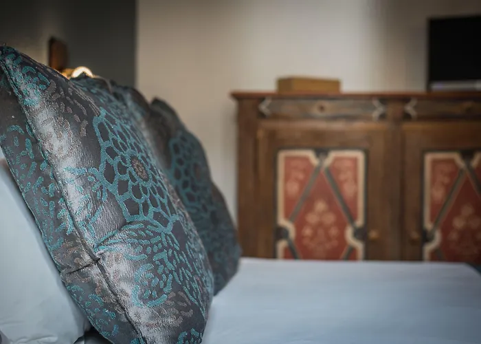 ホテル ドゥ ラ クロンヌ 3*